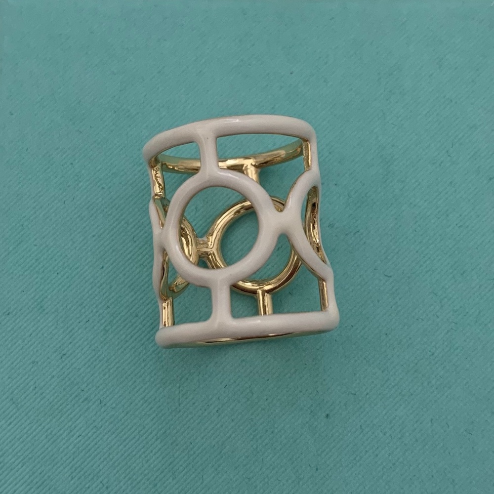Ivory and gold lattice ring, size 5